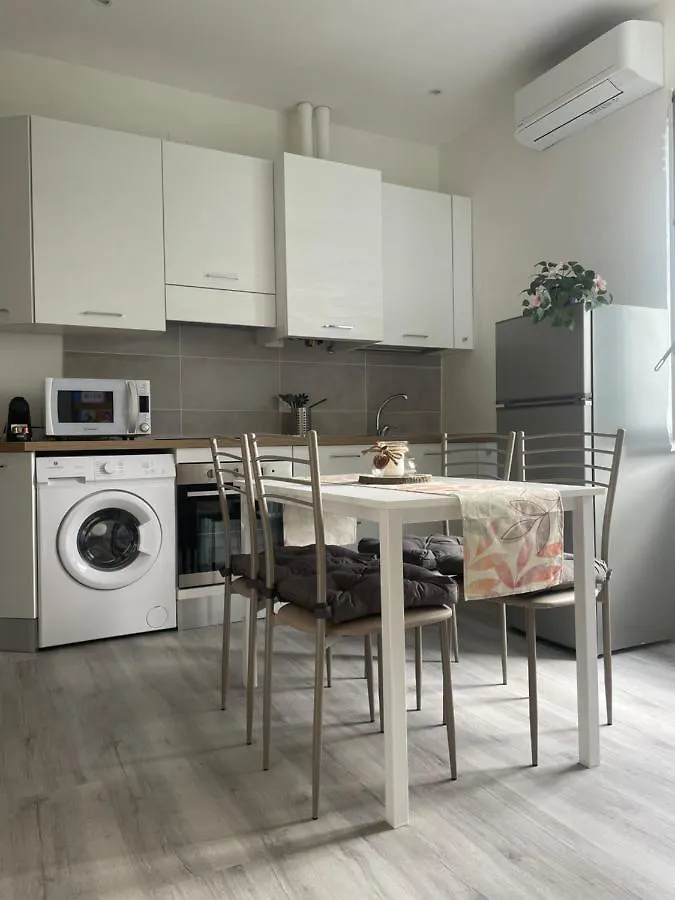 Appartement Residenza Il Melograno Fiera à Vérone